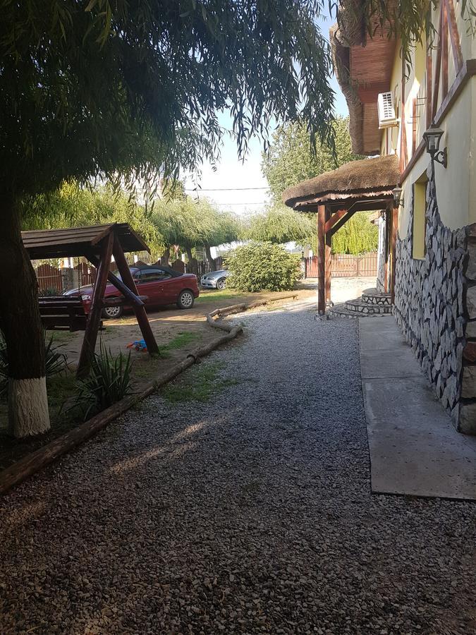 מלון Dunavăţu de Jos Constantin Si Elena מראה חיצוני תמונה